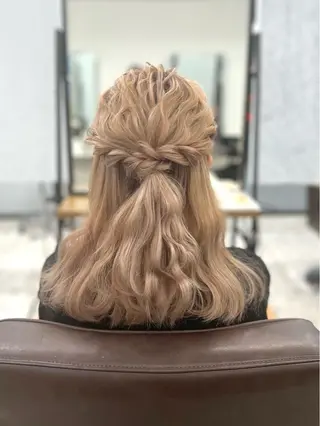 ミディアム レディース人気 🦊菅谷のヘアスタイル
