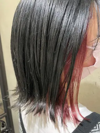 ミディアム カラー ハイライトが 得意なニキです😊のヘアスタイル