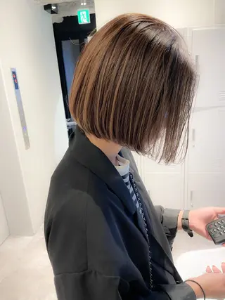 ショート カラー ✨ブリーチなし透明感 池袋　水野のヘアスタイル
