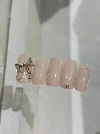 ネイル Bloom所属・Bloom yuriのネイルデザイン