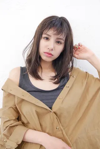 セミロング 髪質改善ストレート、 カラー清野雄大のヘアスタイル