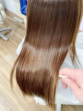 セミロング GLOSS♡ ヤマガミコウジのヘアスタイル