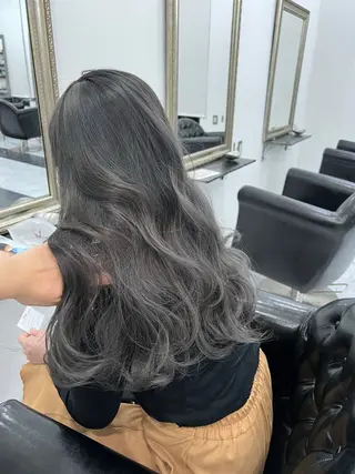 ロング Raf.hair design所属・MAYU / Raf.のヘアスタイル