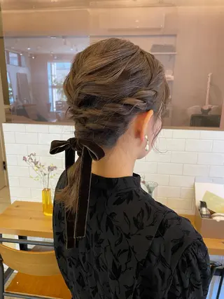 ミディアム ヒロミ/アレンジ/ アンニュイ/透け感のヘアスタイル