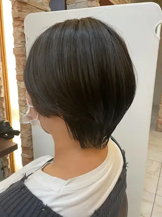 ショート 垢抜け透明感カラー 🌻篠崎梓🌻のヘアスタイル