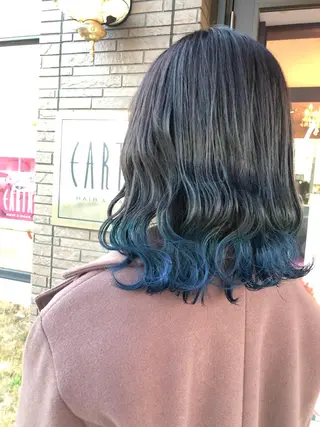 ミディアム カラー 石坂 瀬音のヘアスタイル