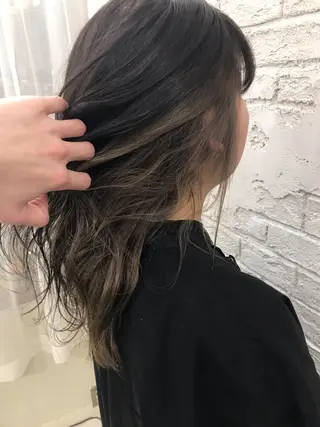 ミディアム 🇺🇸ハイライト特 化美容師🇺🇸漆沢のヘアスタイル