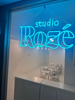 studio Roze所属・studio Rozéのネイルデザイン