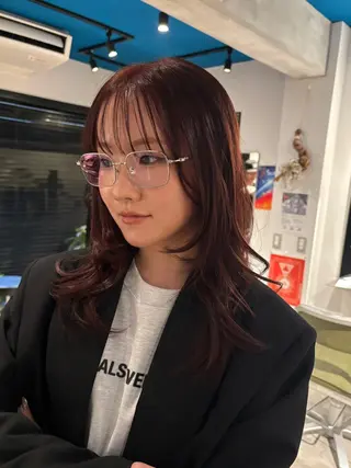 セミロング カラー tender🐬 まゆかのヘアスタイル