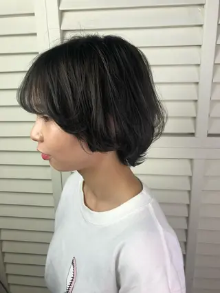 ショート カラー せこぐち まいのヘアスタイル