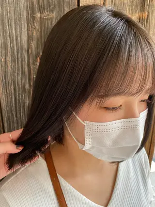 ミディアム 透け感ベージュ /ミハルのヘアスタイル
