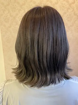 ミディアム ヒヨシ ルナのヘアスタイル