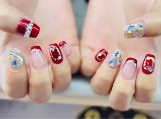 ネイル AngelChris ビューティーサロンのネイルデザイン