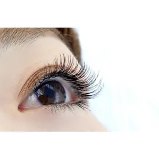 マツエク・マツパ Liti【リティ】所属・Liti【リティ】 Ayumiのマツエク・マツパデザイン