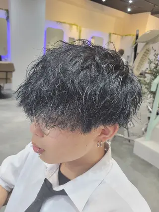 メンズ パーマ 大前 真のヘアスタイル