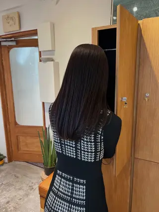 カラー aiko【艶カラー ・ミニモ年内で終了】のヘアスタイル