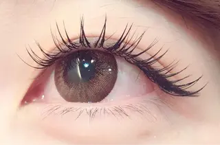 マツエク・マツパ 石渡このみ 🍊レイヤーカットのヘアスタイル