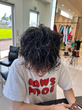 ショート カラー パーマ メンズ TABOO.i 早野太郎のヘアスタイル