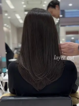 セミロング カラー レイヤー/顔周り /透明感🩶高橋大のヘアスタイル