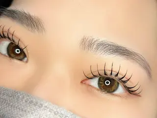 マツエク・マツパ Hoshi .の眉毛・アイブロウイメージ