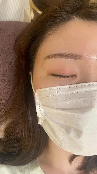 アイブロウ nutt moekaのマツエク・マツパデザイン