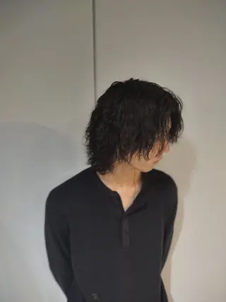 ミディアム メンズ パーマ 大江 聖のヘアスタイル