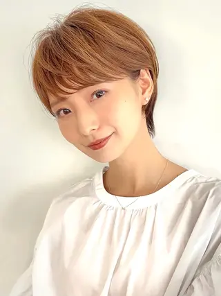 ショート BUMP GINZA ERIKAのヘアスタイル