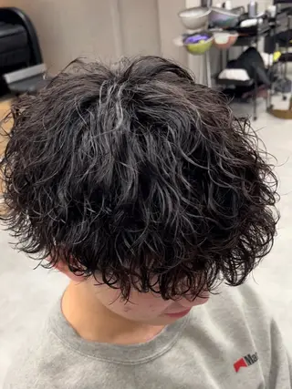 ショート パーマ メンズ 波巻きスパイラル🌀 新潟/万代/山下優のヘアスタイル