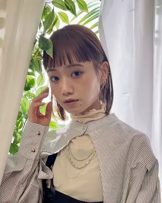 ミディアム カラー レイヤーパーマ/ ショートパーマ/横浜のヘアスタイル