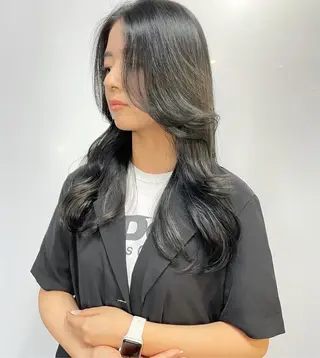 セミロング カラー 🫧🇰🇷韓国ヘア レイヤー🐺Yutaのヘアスタイル