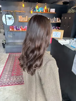 ロング カラー Linda Hiro所属・坂下 麻梨奈のヘアスタイル