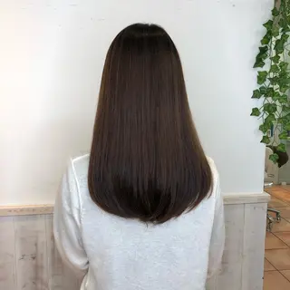 ロング ショート 嶋津祥希のヘアスタイル