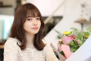 ミディアム ヘアアレンジ FERiCIA.  表参道所属・レイヤーカット 🪄吉野翔悟のヘアスタイル