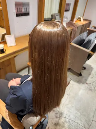 ロング 透明感カラーハイライ トモデル募集大浦偉央のヘアスタイル