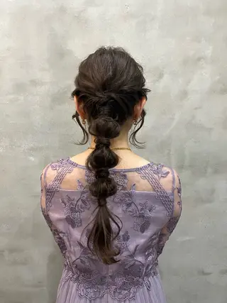 ロング ヘアアレンジ 艶髪/ハイトーン/ ヘアセット/モエノのヘアスタイル