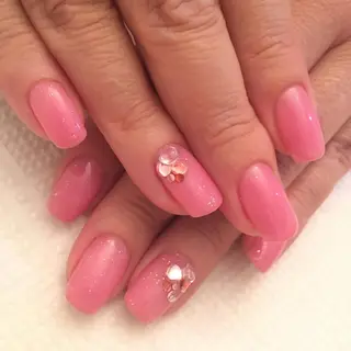 ネイル 髙城 亜紀のネイルデザイン