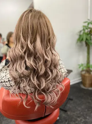 ミディアム カラー ヘアアレンジ メンズ ブリーチ特化型✂️ ハイトーンカラー👨のヘアスタイル