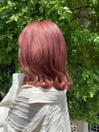 カラー 透明感のあるカラーが 得意／長谷川 健太のヘアスタイル