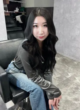 ロング カラー TOMONA👑 透明感カラーレイヤーのヘアスタイル