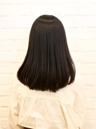 カラー 下池 紗加のヘアスタイル