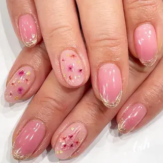 ネイル 🩵NORIKO 上品ネイルが得意🩵のネイルデザイン