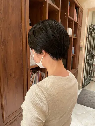 ショート ボブ ホノカのヘアスタイル