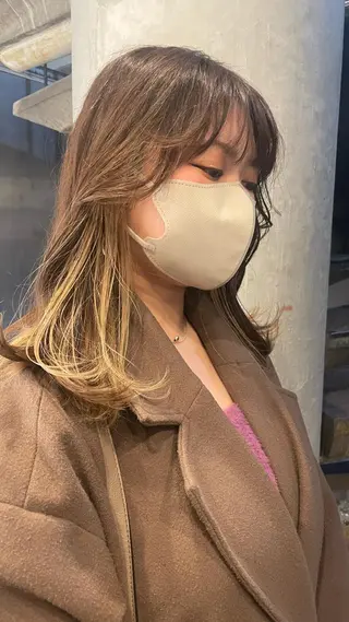 ミディアム カラー ケアブリーチ/ エクステ/レイヤーのヘアスタイル