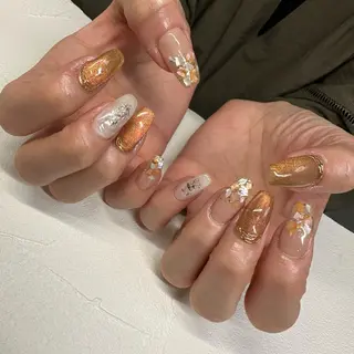 ロング カラー ヘアアレンジ キッズ ネイル マツエク・マツパ アイブロウ 福田 加奈のネイルデザイン