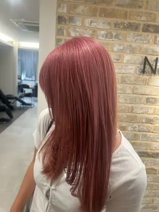 ロング ふうと/ブリーチ/ ハイトーン/艶カラーのヘアスタイル