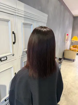カラー 岩井 佑月のヘアスタイル