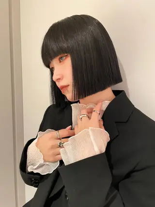 ミディアム ヘアアレンジ 🫧🇰🇷韓国ヘア レイヤー🐺Yutaのヘアスタイル