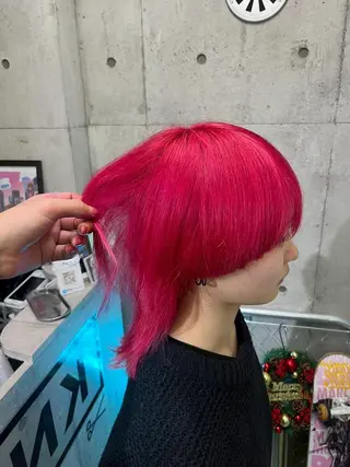 カラー ウルフカットデザイン カラー特化アールイーのヘアスタイル