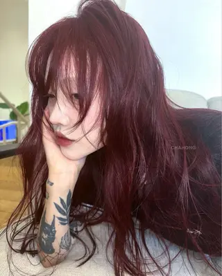 カラー rinka/暖色 ブリーチのヘアスタイル