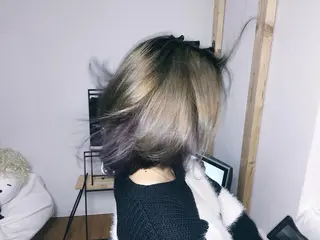 ミディアム カラー じょん 。のヘアスタイル